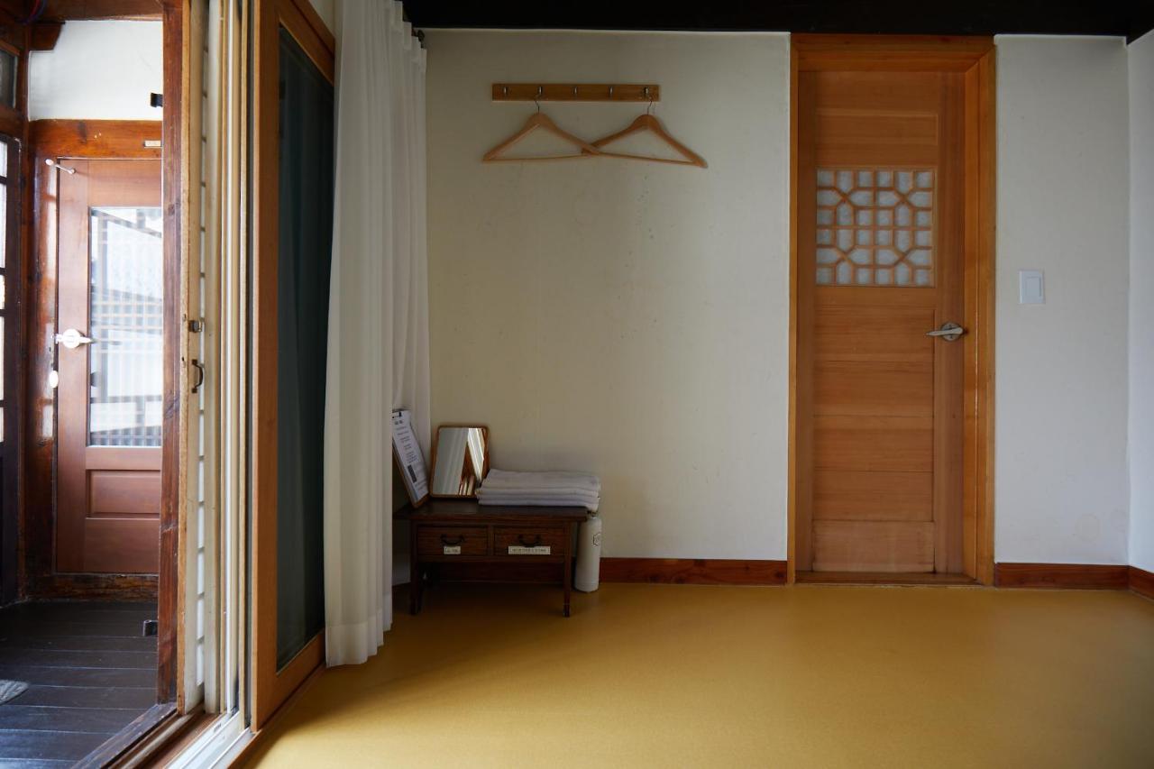 Bonghwangjae Hanok Guesthouse Gongju Εξωτερικό φωτογραφία