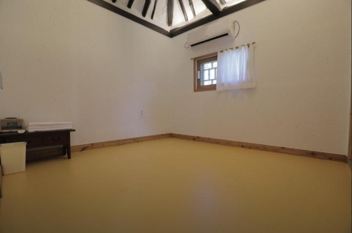 Bonghwangjae Hanok Guesthouse Gongju Εξωτερικό φωτογραφία