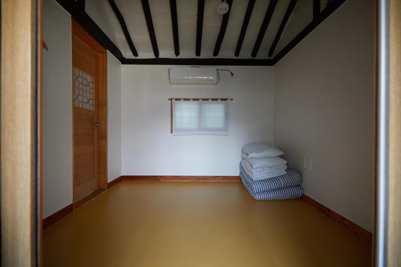 Bonghwangjae Hanok Guesthouse Gongju Εξωτερικό φωτογραφία